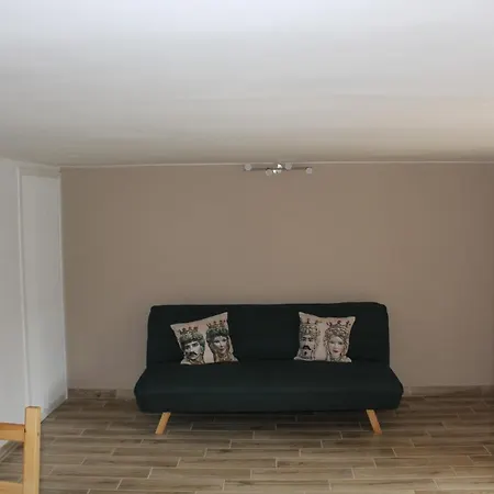 شقة A Casa Di Nora *